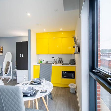 Excellent Studio Balcony Apartment In Sheffield Bagian luar foto