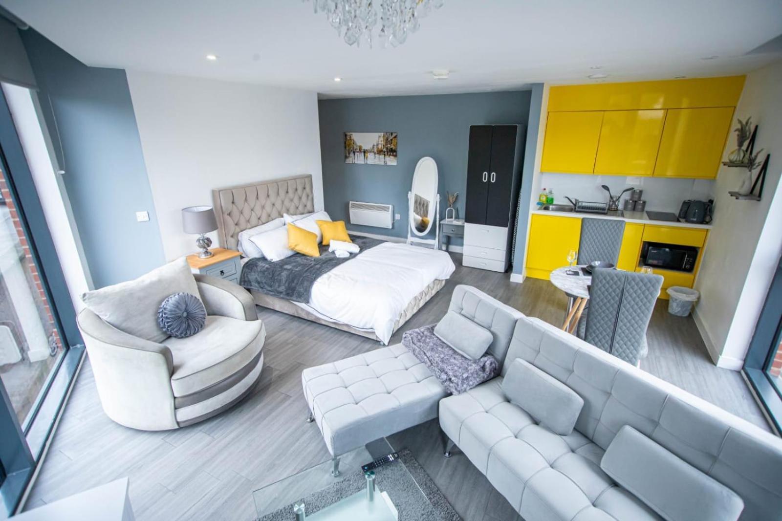 Excellent Studio Balcony Apartment In Sheffield Bagian luar foto